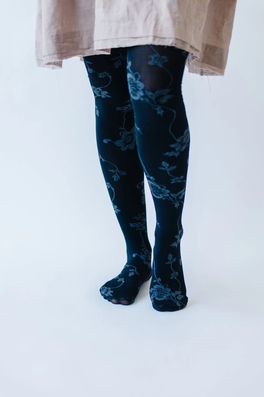 "Piper & Scoot Women's Wild Floral Opaque Tights - Black Socks"