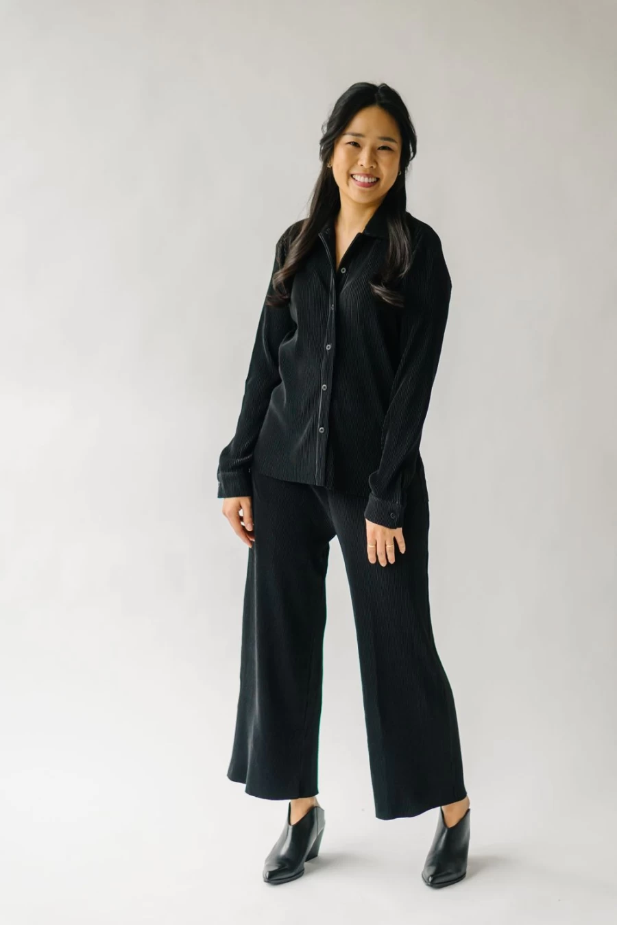 Piper & Scoot Women's Venus Black Crinkle Straight Leg Pants