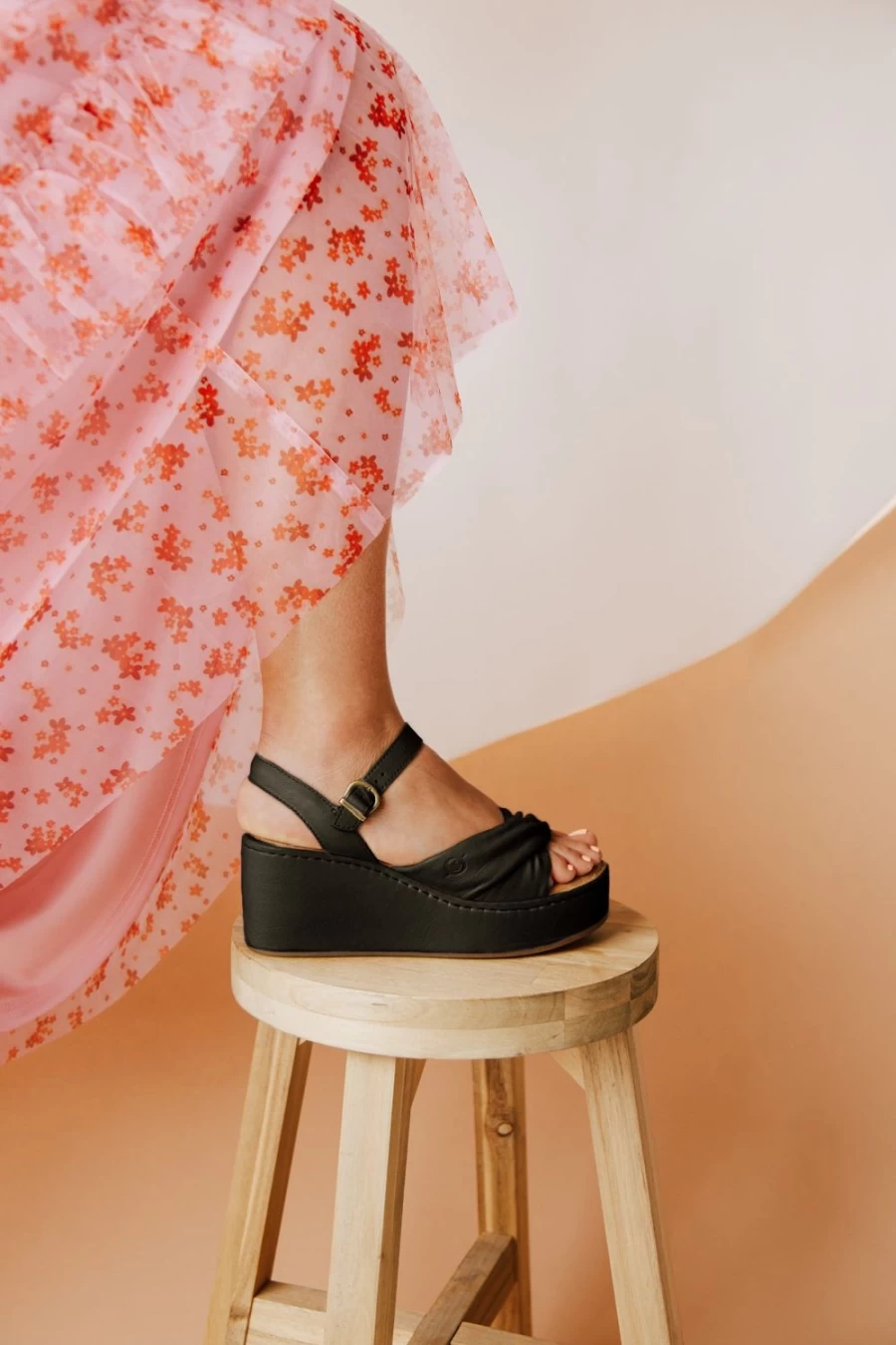 Piper & Scoot Women's Sun Valley Black Leather Sandals | Comfortable & Stylish Footwear