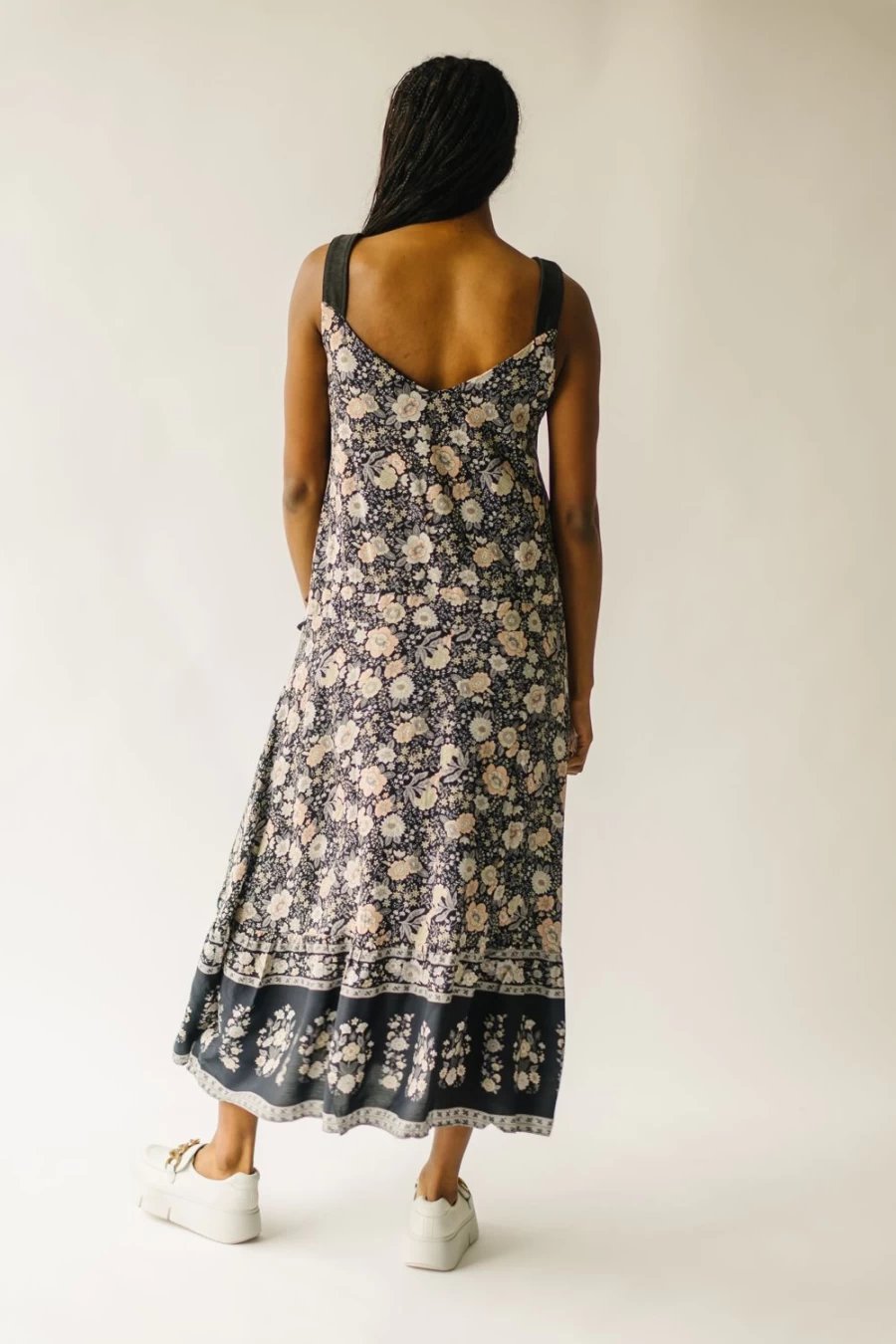Piper & Scoot Women's Ender V-Neck Maxi Dress in Midnight - Floral Print Long Evening Gown