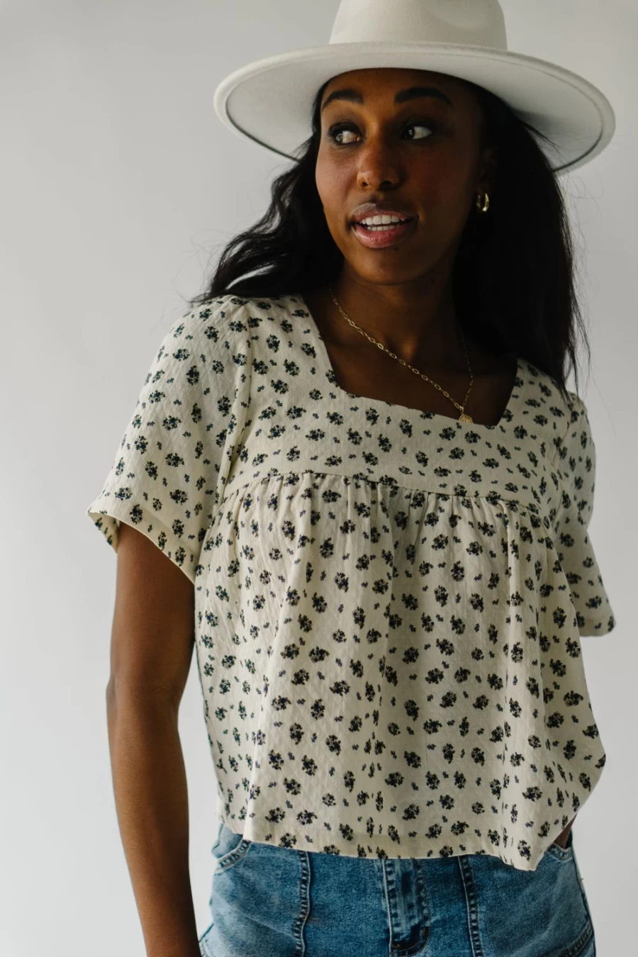 Piper & Scoot Women's Barnum Floral Printed Blouse in Natural - Elegant Floral Top
