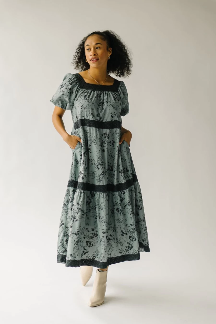 Piper & Scoot Women's Blue Multi Lace Trim Midi Dress - Ulmer Floral Summer Dress