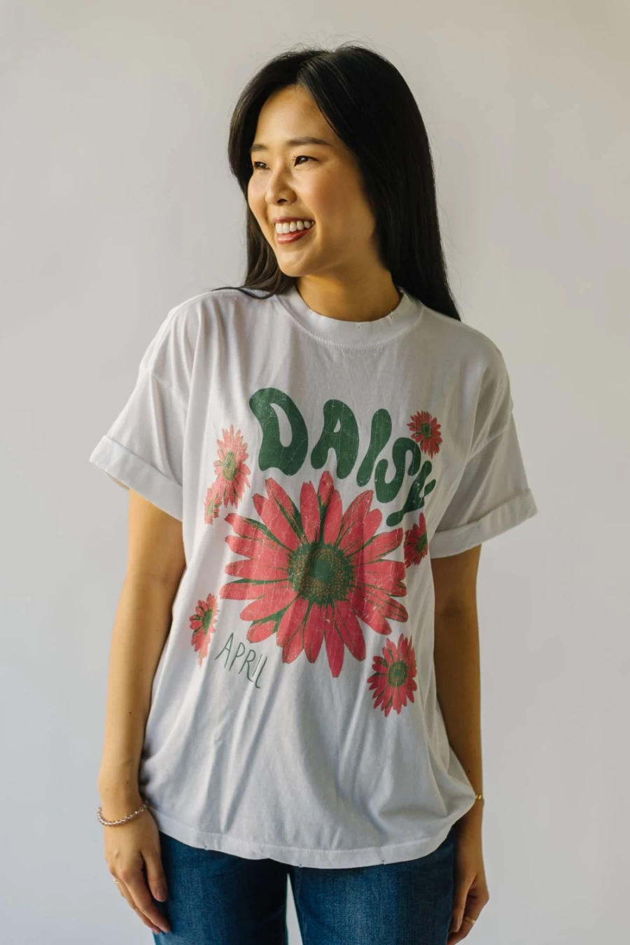 "Piper & Scoot Women's April Daisy Vintage White T-Shirt"
