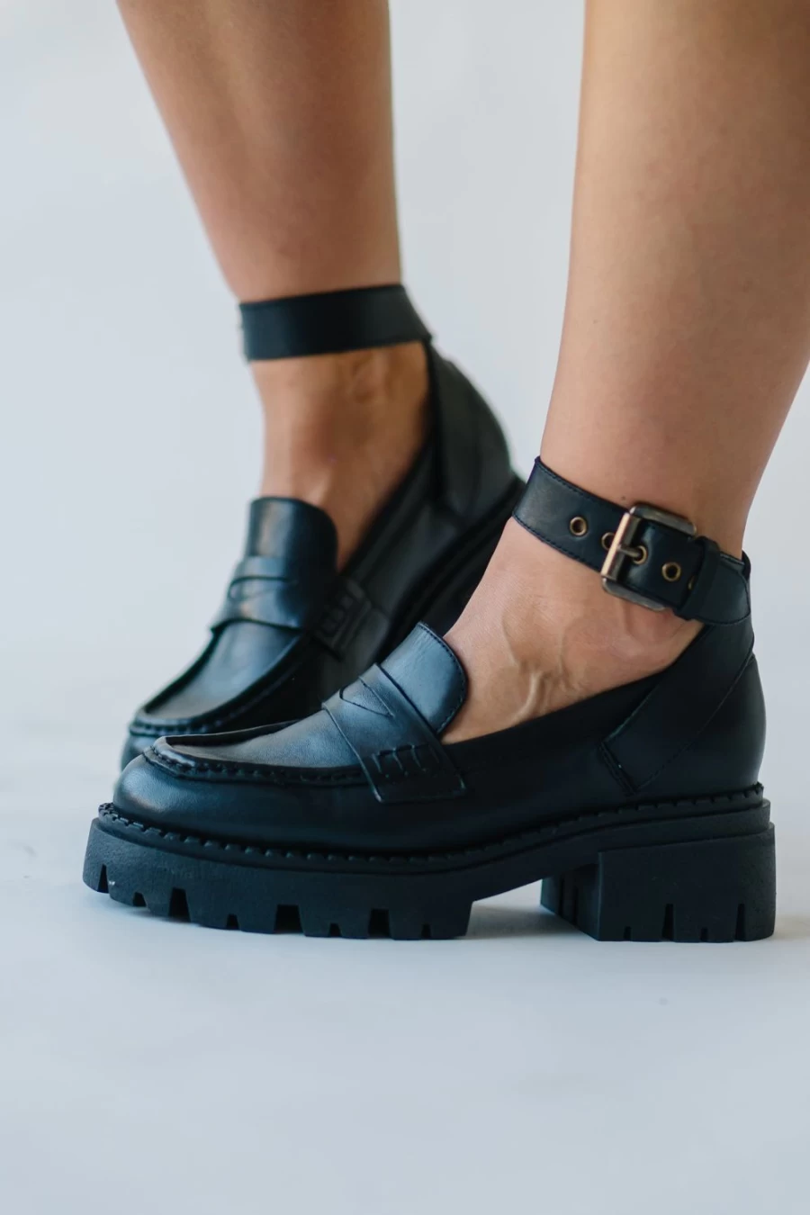 "Piper & Scoot Women's Seychelles Not The One Black Loafers"