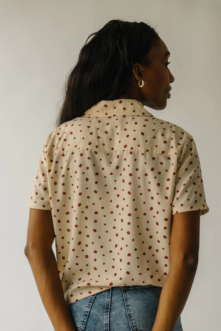 Piper & Scoot Women's Light Taupe Cantril Floral Button-Up Blouse