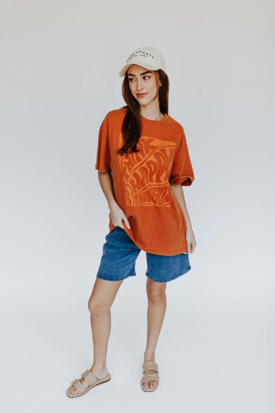 "Piper & Scoot Women's Think Happy Thoughts Graphic Tee - Brown Casual T-Shirt"