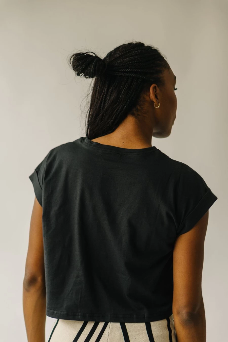 Piper & Scoot Women's Black Cuffed Sleeve T-Shirt | The Fellars Tee