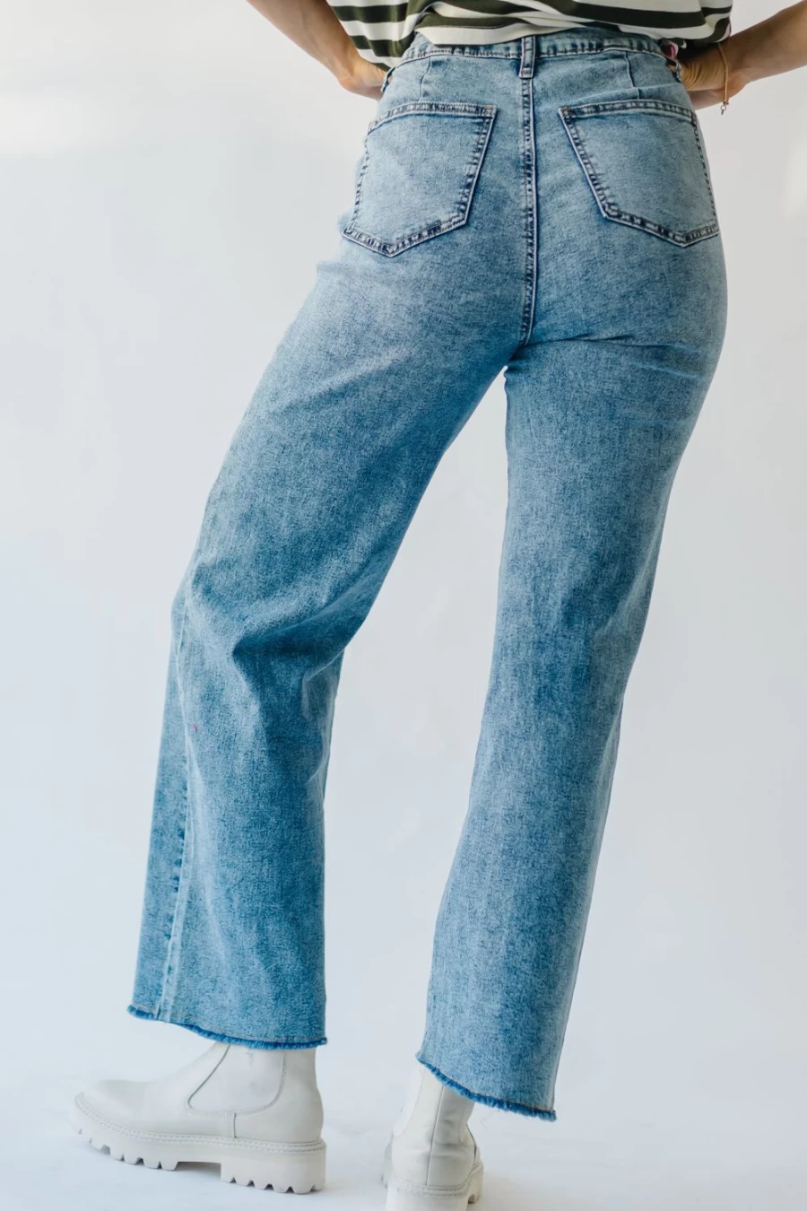 Piper & Scoot Women's Moberg Medium Wash Wide Leg Jeans