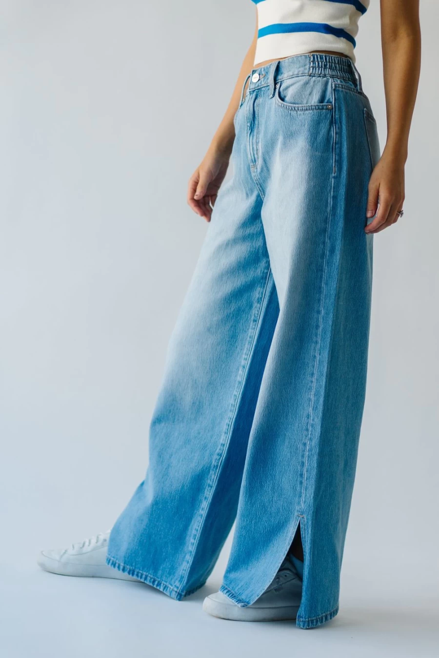 Piper & Scoot Women's Medium Blue High Rise Wide Leg Phineas Jeans